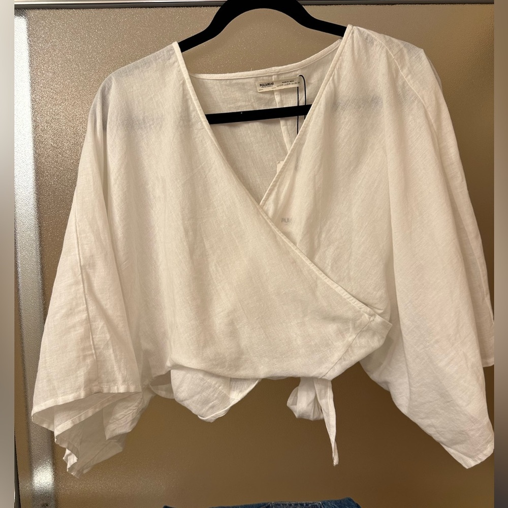 Pull & Bear Linen Flowy Blouse